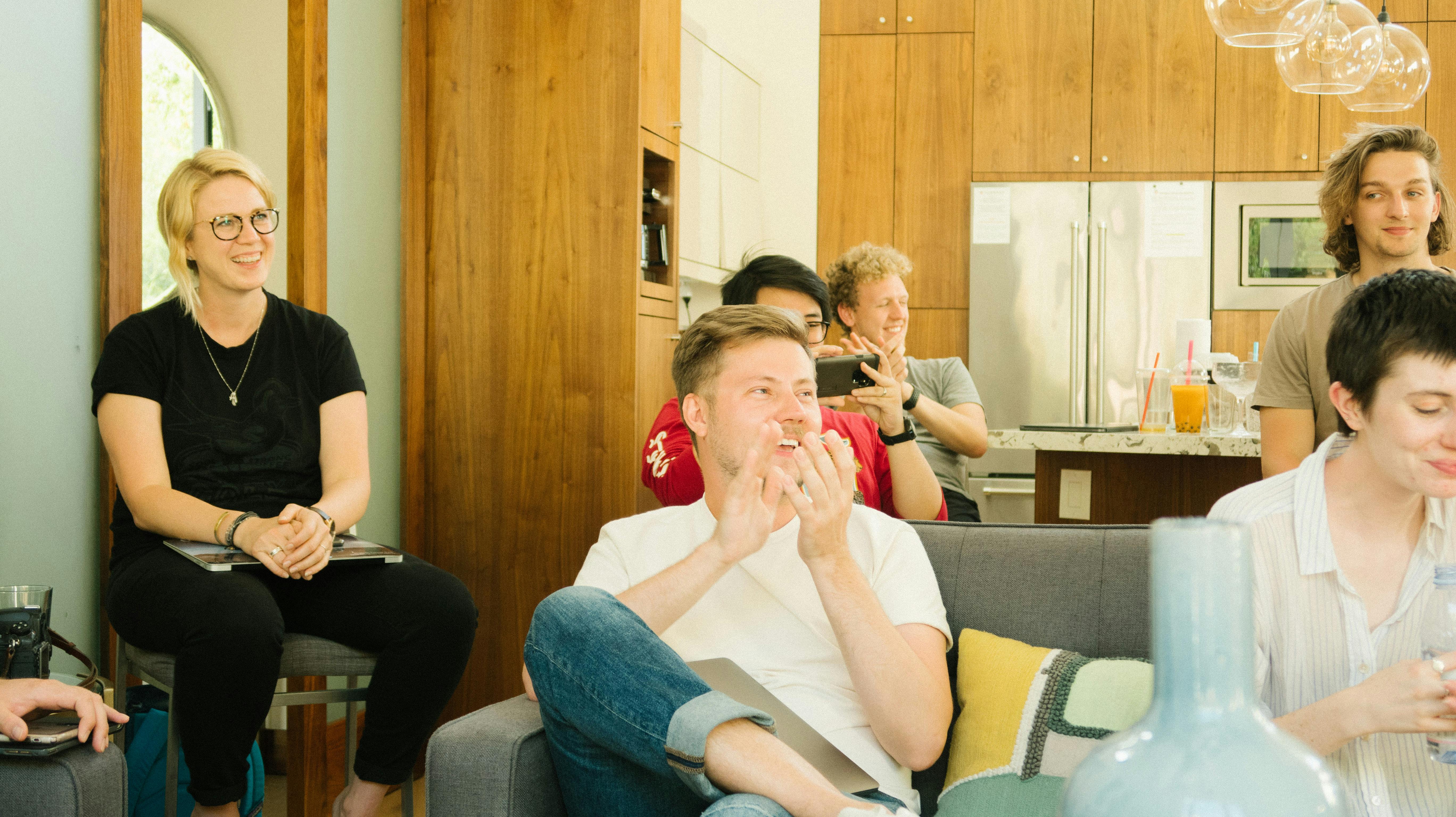 How to Recognize an Employee for Going Above and Beyond